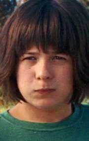 Актер Генри Янг