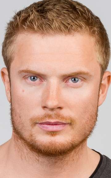 Актер Антон Пампушный