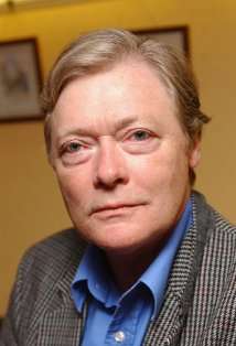 Актер Саймон Уорд