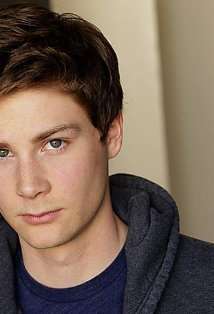 Актер Девин Криттенден