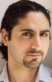 Актер Тристан Лоуренс Перес