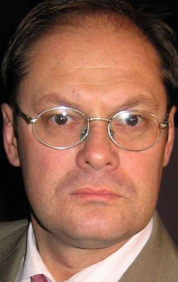 Актер Андрей Лебедев