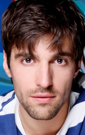 Актер Освальдо де Леон