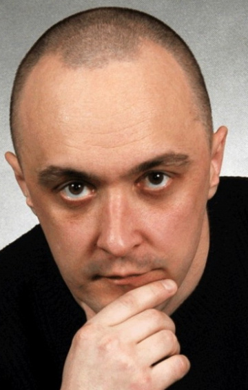 Актер Александр Арефьев