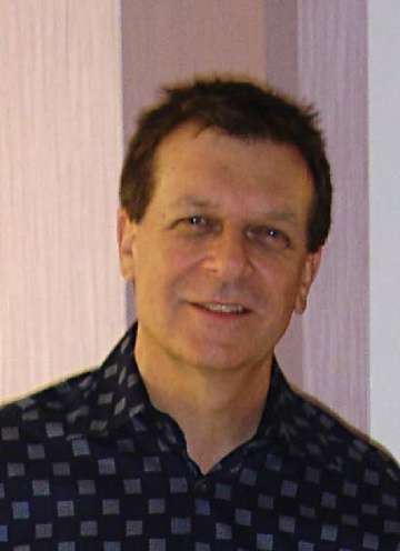 Актер Энди Смит