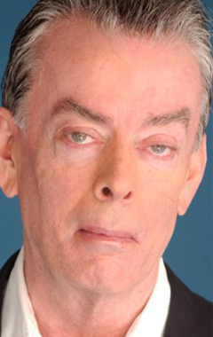 Актер Чарльз Морган