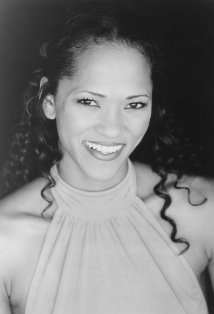 Фото Сибил Азур