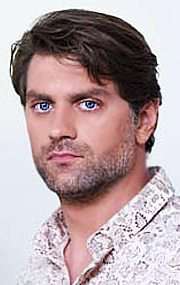 Актер Алексей Зубков