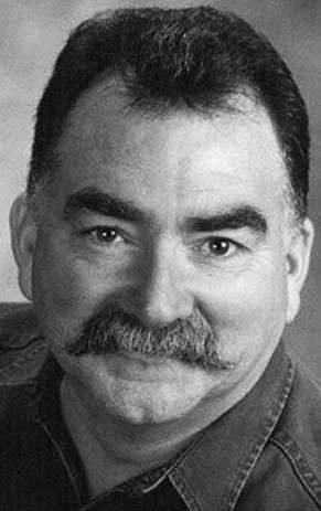 Фото Ральф Дж. Олдермен