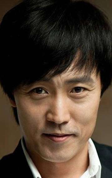 Актер Ом Хё Соп