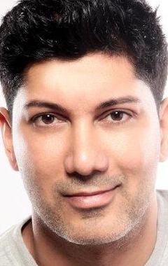 Актер Заф Пару