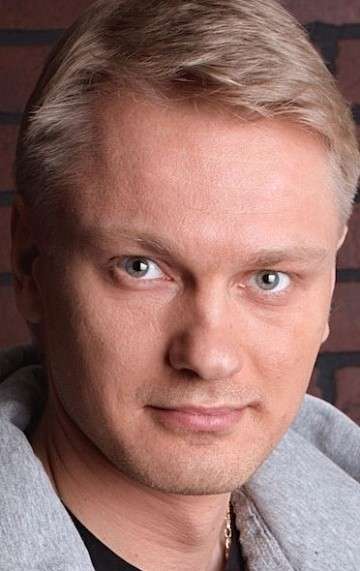 Актер Кирилл Бурдихин