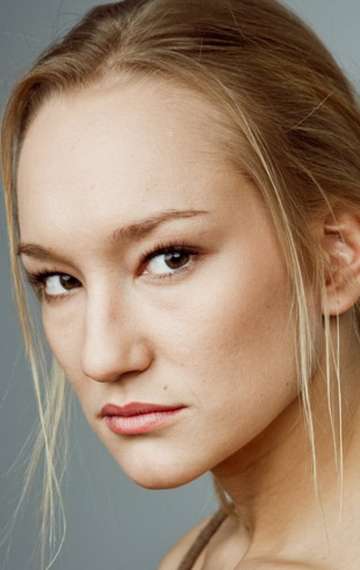 Актер Полина Сидихина