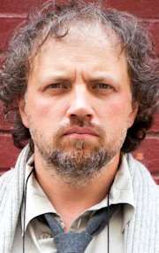 Актер Виталий Салтыков