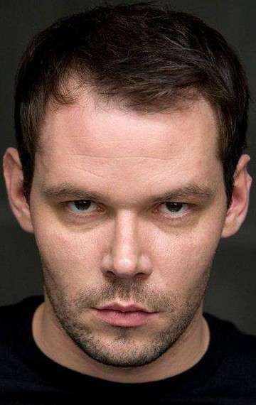 Актер Вячеслав Крикунов