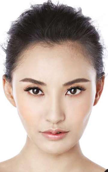 Актер Моника Мок