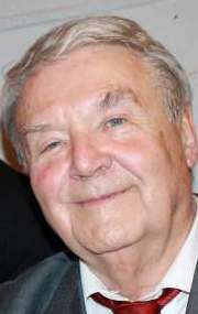 Актер Леонард Петрашак