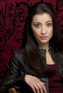 Актер Лаура Мията