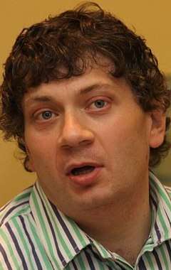 Актер Александр Новиков