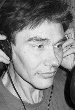 Актер Александр Лаенко