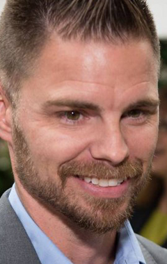 Актер Пол Дж. Портер