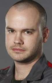 Актер Стивен Луис Граш