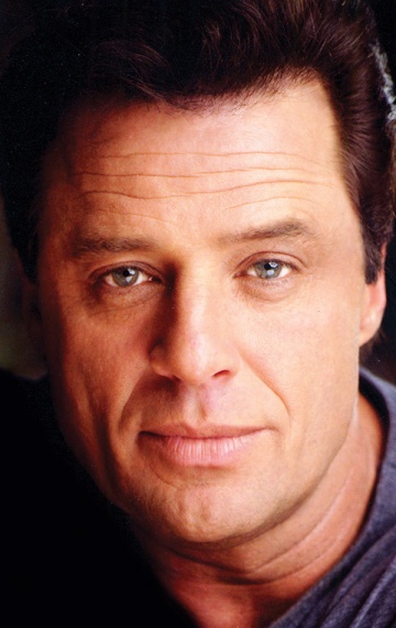 Актер Джо Пенни