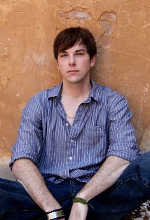 Актер Аарон Мэннинг