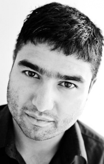 Актер Ник Мохаммед