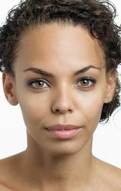 Актер Саша Фрост