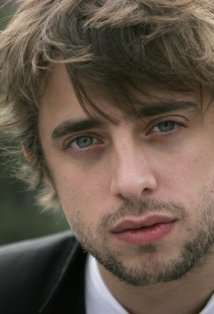 Актер Себастьян Бикон