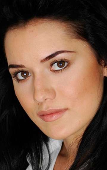 Фото Фахрийе Эвджен