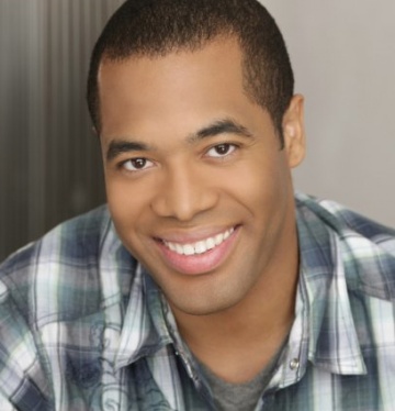 Актер Джейсон В. Кэмп