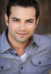 Актер Джеми Элман