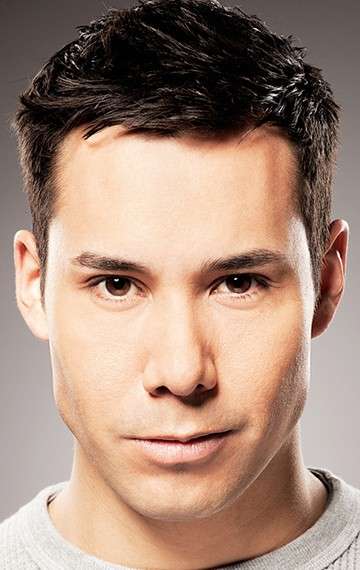 Актер Джастин Рэйн