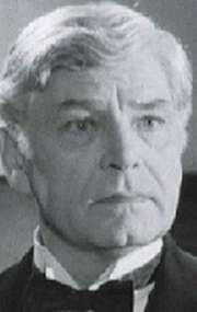 Актер Энтони Стил