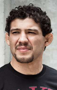 Актер Гилберт Мелендес