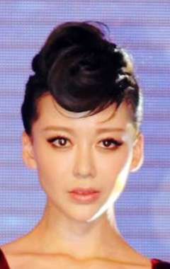 Актер Миумиу