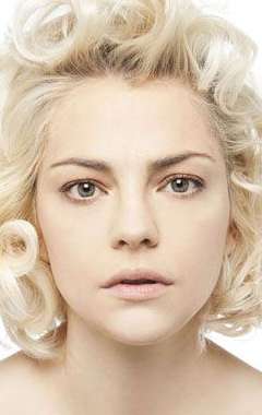 Актер Долорес Фонци