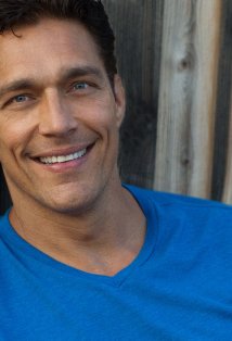 Актер Дэвид Е. Ривз