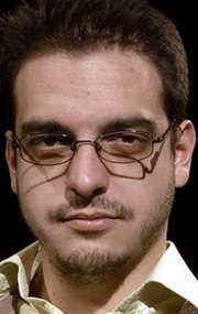 Актер Йонут Грама