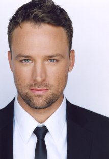 Актер Дон Джинс