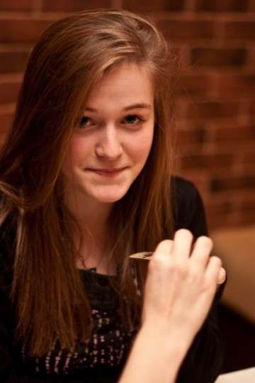 Актер Диана Конопелько