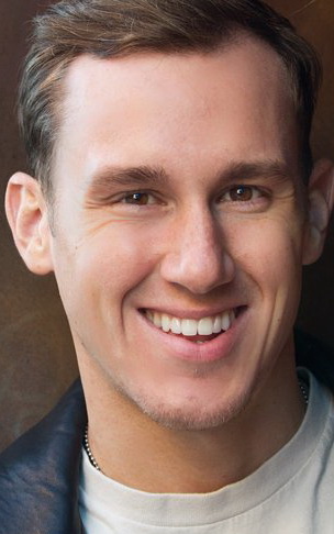 Актер Картер Берч