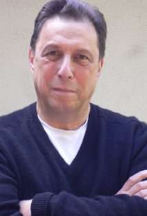 Актер Чарльз Дэннис