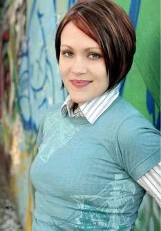 Актер Эмбер Нэш