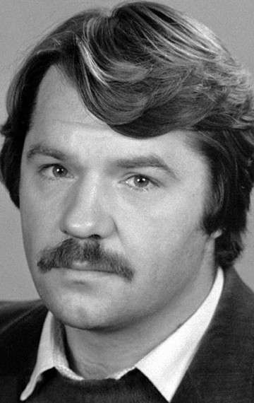 Актер Александр Фатюшин