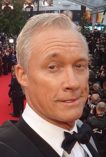 Актер Роберт Л. Уилсон