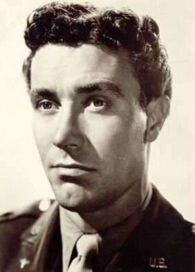 Актер Уильям Сильвестр