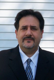 Актер Майкл Дж. Карневале